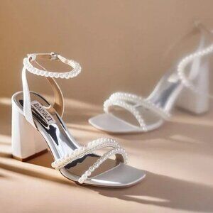 Anthropologie x Badgley Mischka Feisty Pearl Block Heels 7 | Wedding Shoes